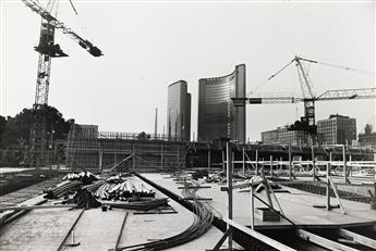 GARRY WINOGRAND (1928–1984) A portfolio entitled Garry Winogrand.